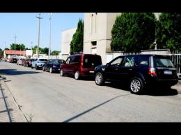 Vigevano, proteste per le  lunghe code alla piazzola ecologica di via Ristori