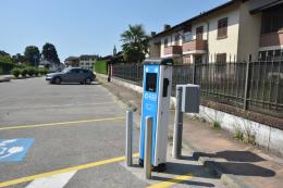 Attivo un punto di ricarica per auto elettriche a Gravellona Lomellina