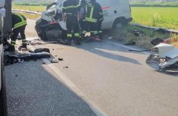 Frontale con un mezzo pesante: muore la titolare di un centro cinofilo a Garlasco