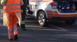Robbio, finisce con l’auto in un canale: 22enne in ospedale
