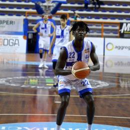 Basket, serie B, la Elachem Vigevano firma come dodicesimo il lungo Mamadou Seye