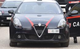 Mortara, litiga con la compagna e poi aggredisce i carabinieri intervenuti: finisce in carcere