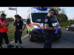 Vigevano, incidente in circonvallazione esterna tra auto e scooterone: due feriti