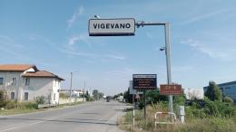 Vigevano, autocarro identificato e fermato dalla polizia locale per appropriazione indebita