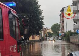 Maltempo, oltre cento interventi dei vigili del fuoco in tutta la provincia