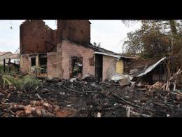 Casolare distrutto da un incendio alla frazione Garbana