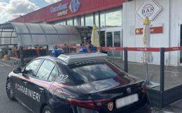 Rapina al Carrefour di Vigevano, un arresto. Il complice denunciato per furto