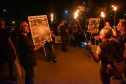 Fiaccolata per ricordare i maiali uccisi: ieri sera 500 persone a Zinasco