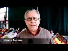 Soluzione immediata per l'ambulante di frutta del mercato coperto