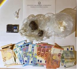 Gravellona Lomellina, fermato durante un controllo stradale e trovato con cocaina ed eroina