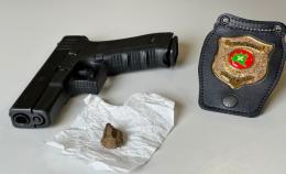 Abbiategrasso: pistola a salve (ma senza tappo rosso) in auto e minacce davanti a scuola 