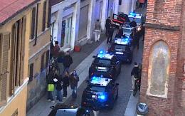 Lite in centro a Mortara: 23enne ferito al volto con un coltello