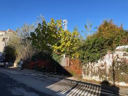 Mortara, immobile di via Nazario Sauro nel degrado. Potrebbe intervenire il commissario
