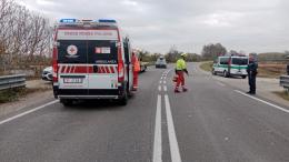 Mortara: perde il controllo dello scooterone, 34enne in ospedale
