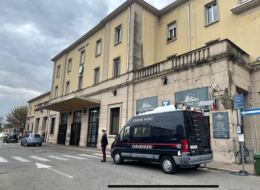 Mortara, coltellata al volto ad un connazionale: arrestato un diciottenne