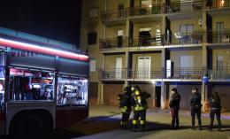 Vigevano, paura in via Gramsci: incendio distrugge appartamento