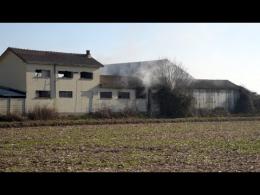 Incendio in via Aguzzafame: l'intervento dei vigili del fuoco