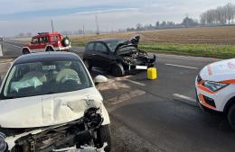 Incidente a Mede, coinvolte due auto
