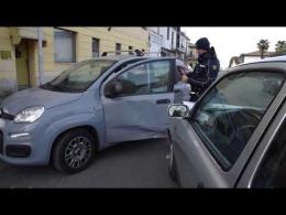 Vigevano: mancata precedenza, due auto si scontrano in corso Novara