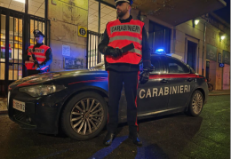 Ubriaco al volante fermato due volte nella stessa sera. Minacce con un coltello al supermercato. Il bilancio dei controlli tra Vigevano e Mortara