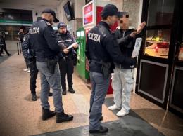 Pavia, scoperta sala da ballo irregolare nel piano interrato di un locale