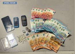 Fugge a un controllo della polizia a Pavia. Arrestato con cocaina e hashish