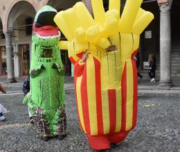 Carnevale a Vigevano: Max Cavallari guida la festa in piazza