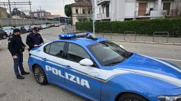 Dieci truffatori online denunciati dalla polizia