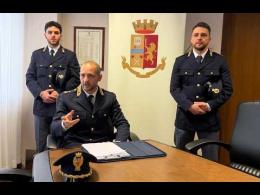 Arrestato dalla polizia dopo aver rapinato due donne a Vigevano con lo spray al peperoncino