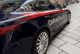 Condannato per una rapina a mano armata: i carabinieri rintracciano il 27enne mentre &egrave; al bar con la fidanzata