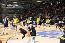 Basket, serie B: ancora un successo per il "Teddy Bear Toss"