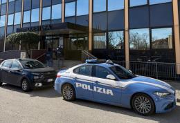 Truffatore Usa arrestato dalla polizia di Stato. Rischia dieci anni di carcere