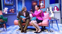 &ldquo;Gente di facili costumi&rdquo; chiude la stagione di prosa al Fraschini