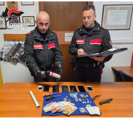 Vigevano: li ospita in casa, scoppia una lite e finisce in rapina. Due arresti