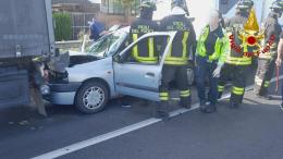 Tamponamento a catena sulla Vigevanese: tre feriti, traffico rallentato a Gaggiano