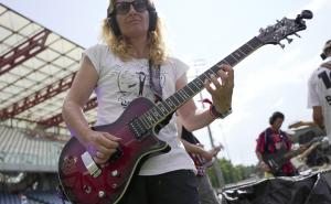 La vicesindaca di Garlasco torna a suonare al Rockin’1000