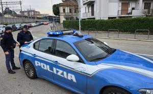 Dieci truffatori online denunciati dalla polizia