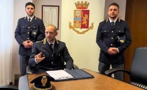 Arrestato dalla polizia dopo aver rapinato due donne a Vigevan con lo spray al peperoncino