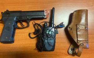 Festa di carnevale per giovanissimi, spunta la pistola contraffatta