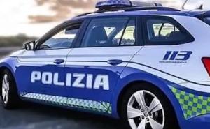 Perde il controllo dello scooter e si schianta contro un cancello: in ospedale una ragazza di 14 anni