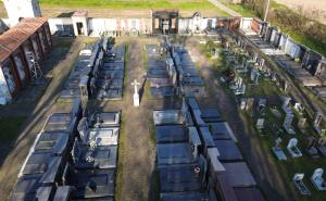 Ancora furti e vandalismi al cimitero della frazione Sforzesca, parenti esasperati: &laquo;Bisogna fare qualcosa&raquo;