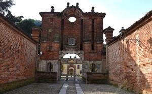 Gambol&ograve;, entra in vigore l&rsquo;ordinanza anti-bivacchi: multe da 100 euro in centro e nelle frazioni