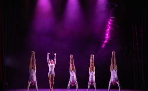 Al Cagnoni Katakl&ograve; porta in scena "Aliena"