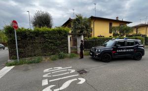 Tenta di forzare l&rsquo;ingresso di una casa: fermato dai carabinieri nella notte a Motta Visconti