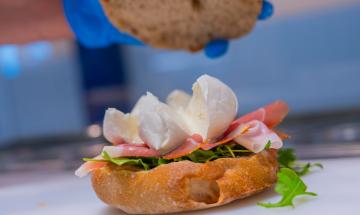Mozzarella di bufala dop: ecco i 10 errori più comuni nel consumarla