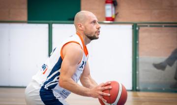 Basket, Serie C: ufficiale, Scugni si riallaccia le scarpe per Robbio