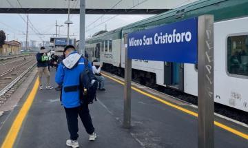 Un treno della Milano-Mortara parte senza capotreno e si deve fermare a San Cristoforo per aspettarlo