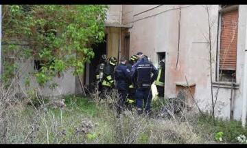 Vigevano: incendio in un edificio abbandonato di corso Pavia