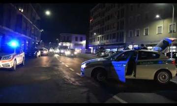 Vigevano: attraversa via Mazzini e viene investito da un'utilitaria