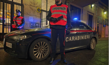 Ubriaco al volante fermato due volte nella stessa sera. Minacce con un coltello al supermercato. Ill bilancio dei controlli tra Vigevano e Mortara